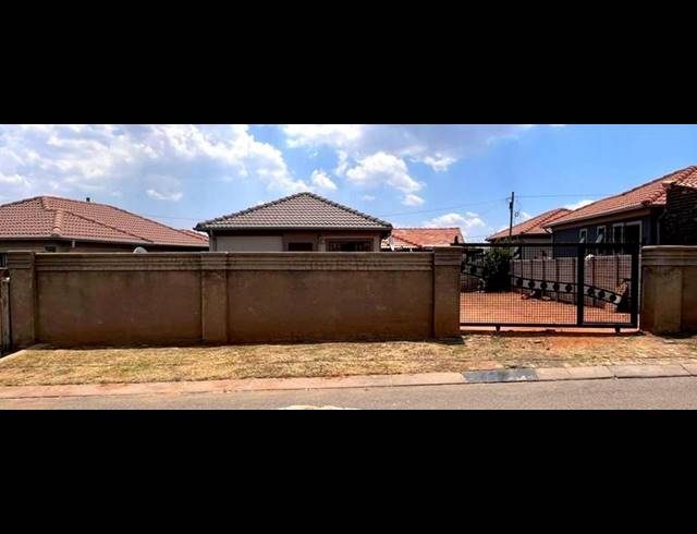 2 BEDROOM HOUSE FOR SALE IN WITPOORTJIE